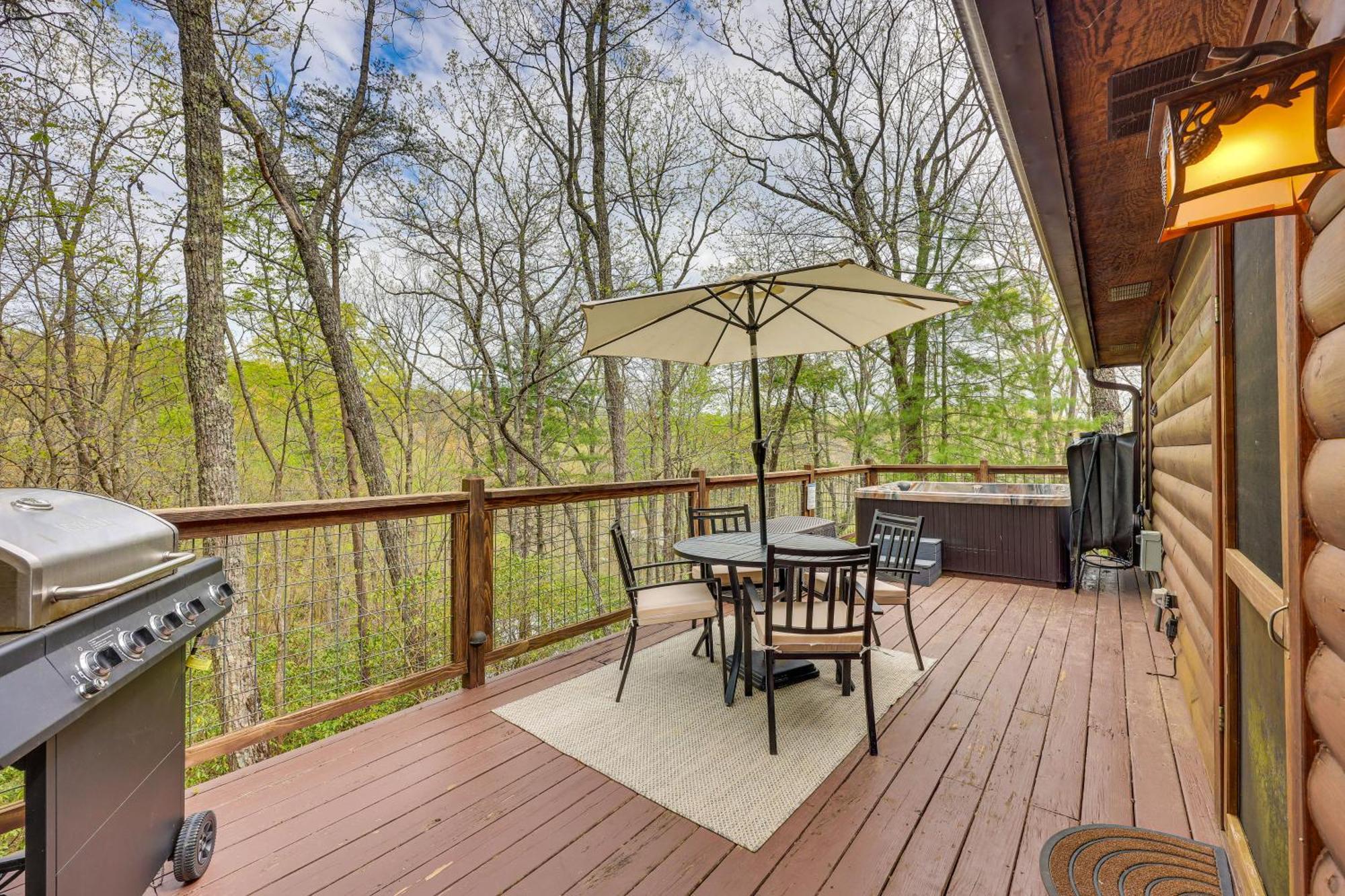 Cozy Cabin In Private Location With Hot Tub And Grill! Blue Ridge Exterior foto