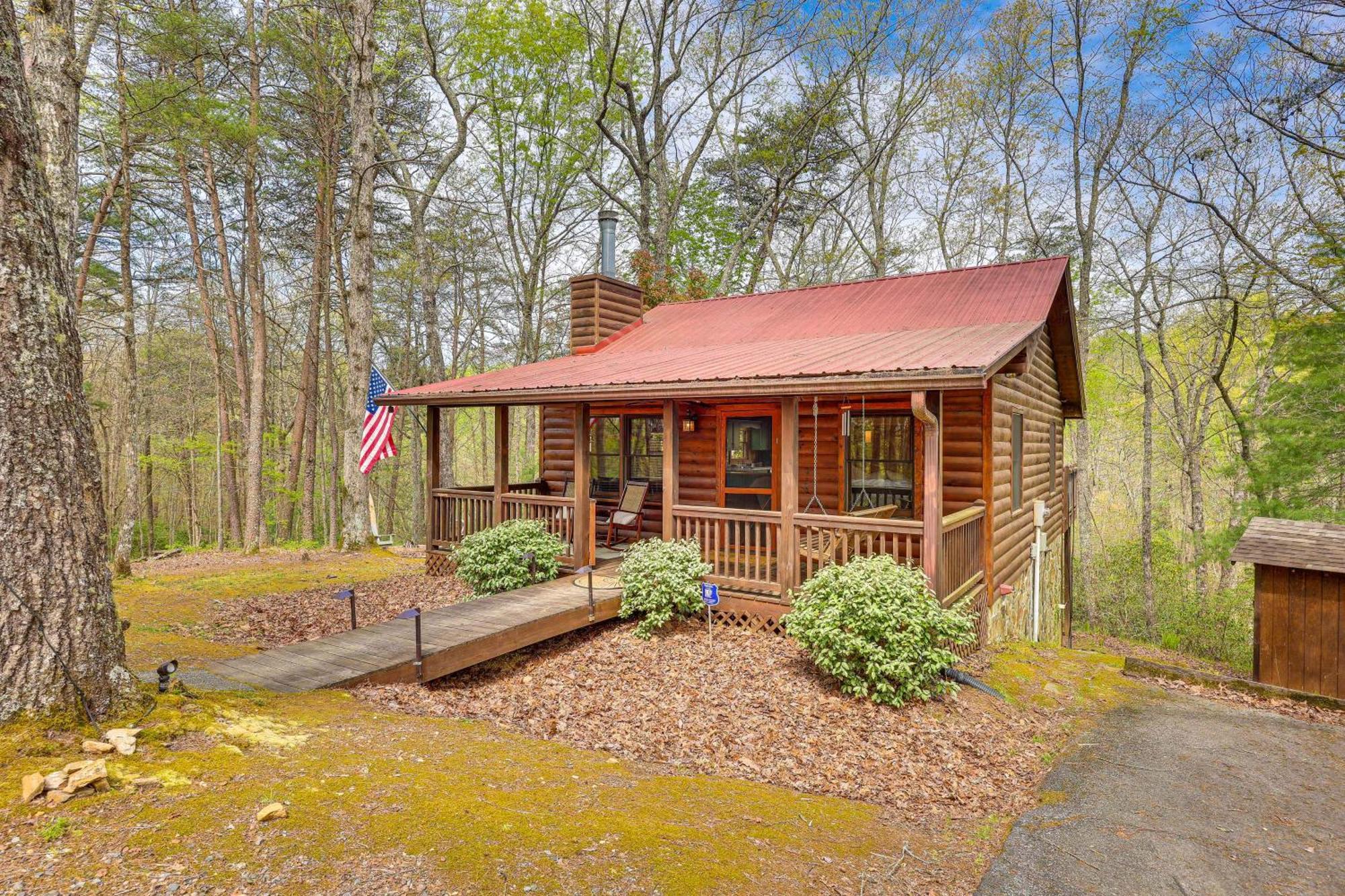 Cozy Cabin In Private Location With Hot Tub And Grill! Blue Ridge Exterior foto